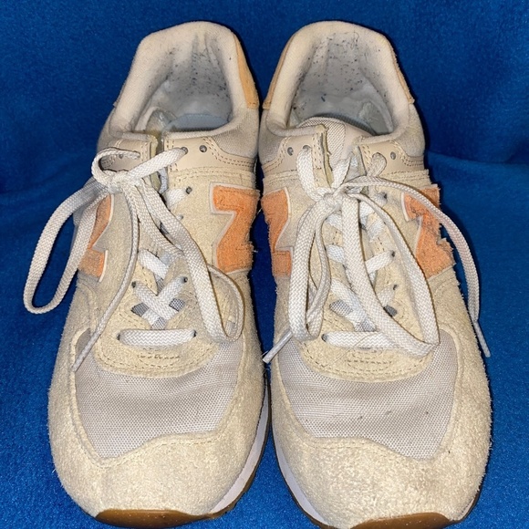 New Balance size 9 men’s sneakers - Picture 1 of 6